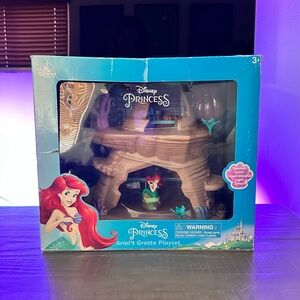 Disney Princess Ariel Grotto Playset Little Mermaid Park Exclusive SEALED NEW